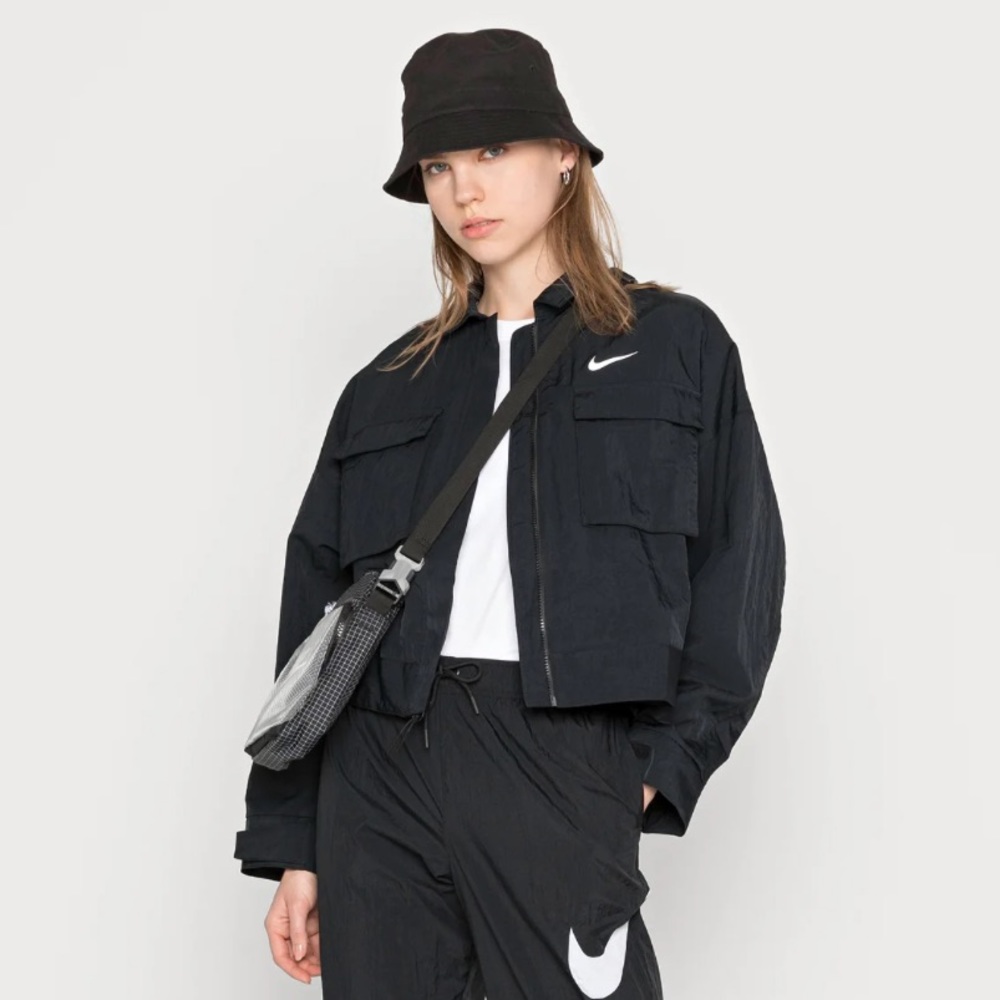Nike Crop Utility Jacket